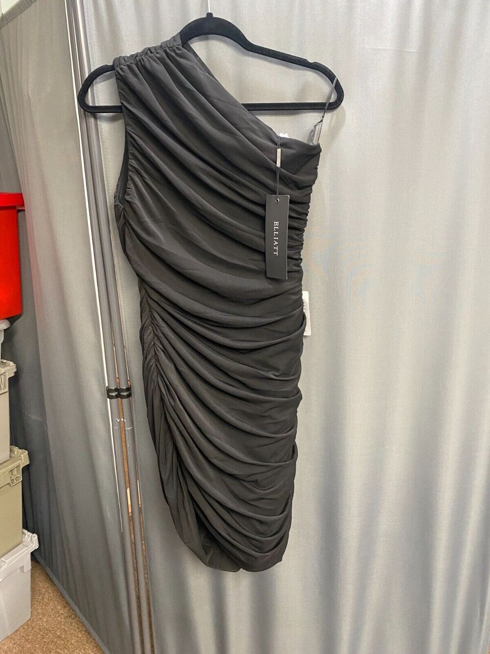Elliatt One-Shoulder Bodycon Midi Posey Dress Womens Medium Black Sleeveless B98